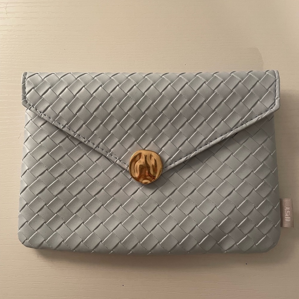 Ipsy makeup bag